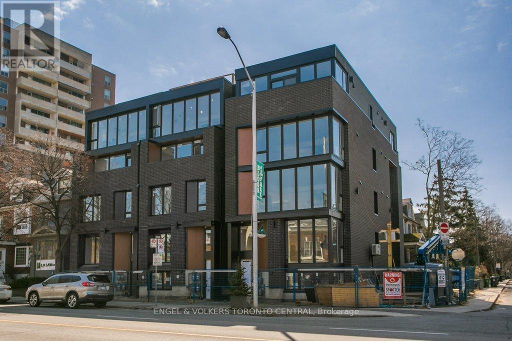 Primary Photo - 1555-1555 Bloor St W