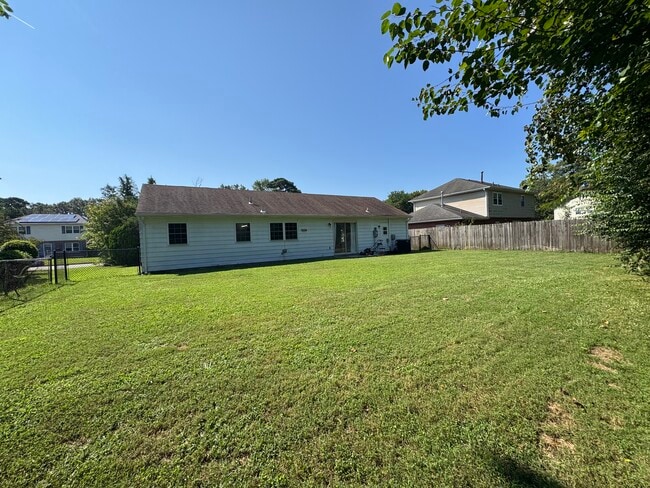 Building Photo - 78 Bonita Dr