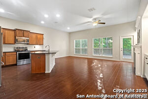 Foto del edificio - 27002 Trinity Bend