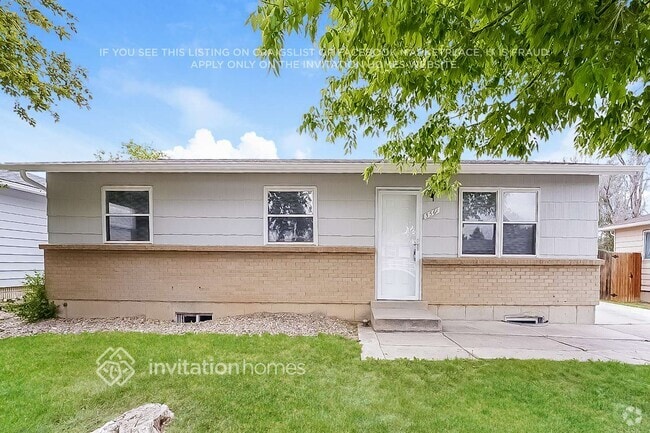 Building Photo - 5561 Xanadu St