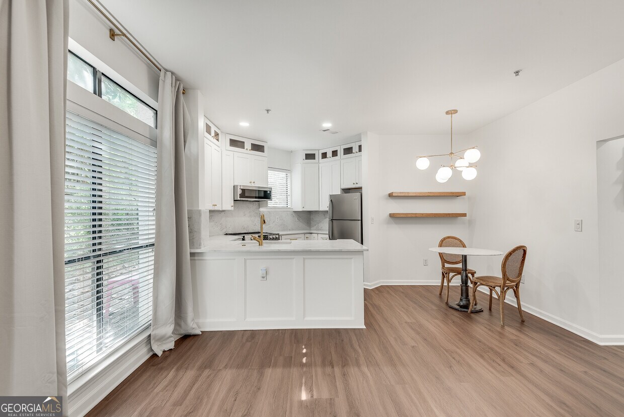 Foto principal - 821 Ralph McGill Blvd NE