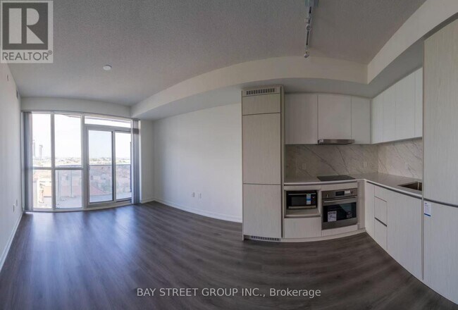 Building Photo - 28 Interchange Wy