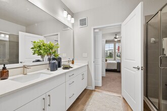 Building Photo - Integra Isles