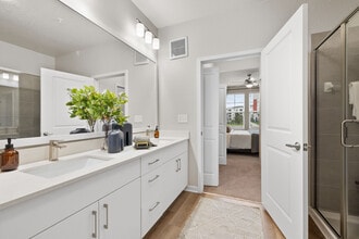 Building Photo - Integra Isles