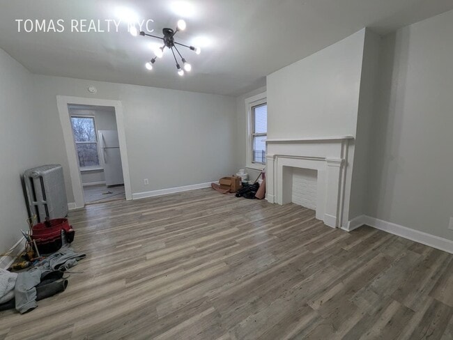 Building Photo - 4 Union Pl