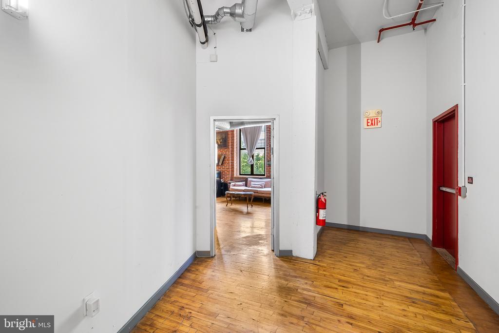 Primary Photo - 428-40 N 13th St