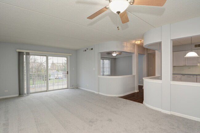 Building Photo - 124 Day St