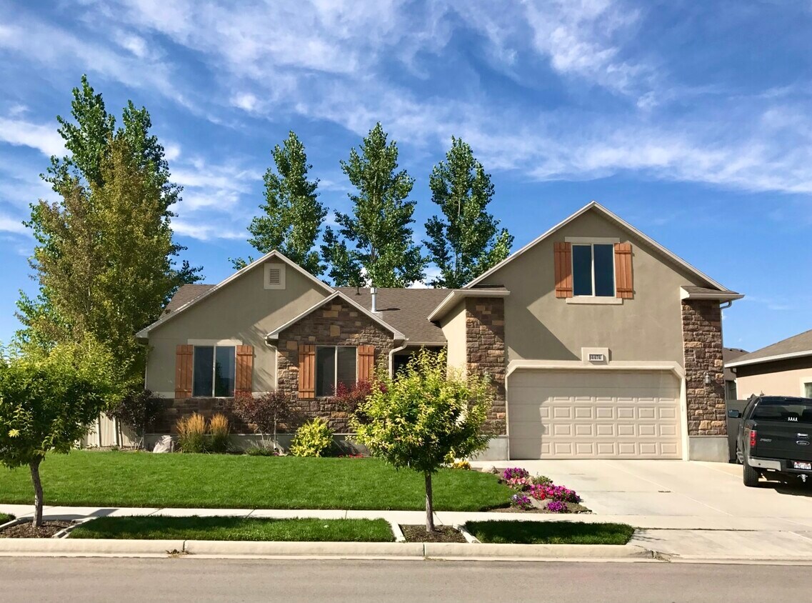 Foto principal - 4474 Kootenai St