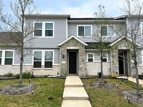 Building Photo - 1332 Creekbank Dr