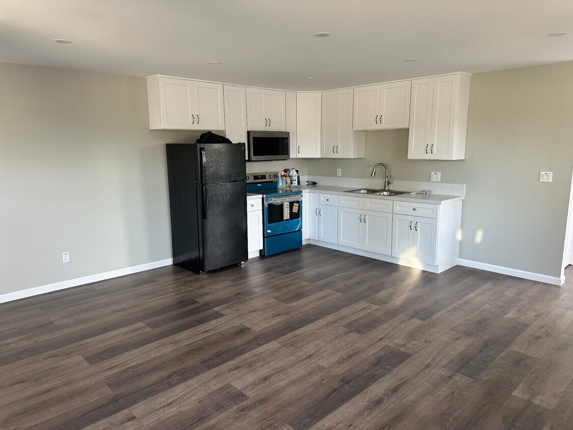Foto principal - 5551 Lemon Ave