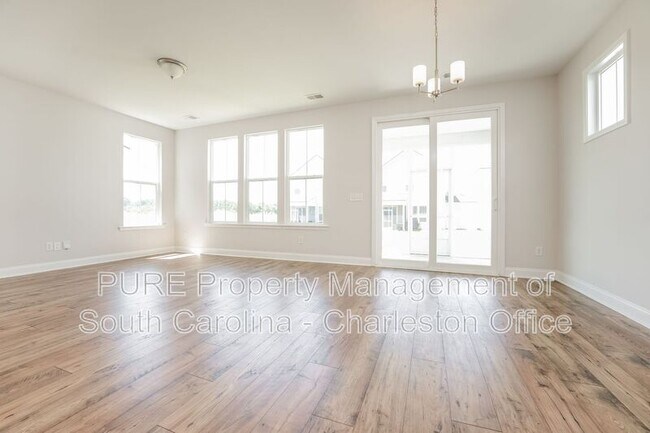 Building Photo - 117 Patterson Ave