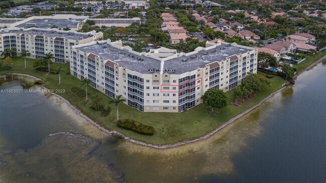 Foto del edificio - 10700 NW 66th St