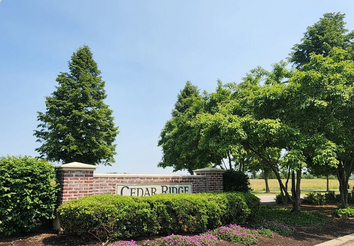 Building Photo - 15119 Laurel Ln
