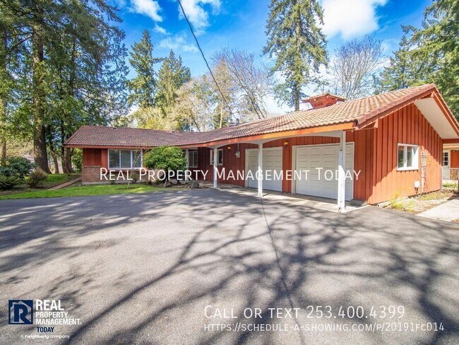 Foto del edificio - 10922 Greengate Ln SW