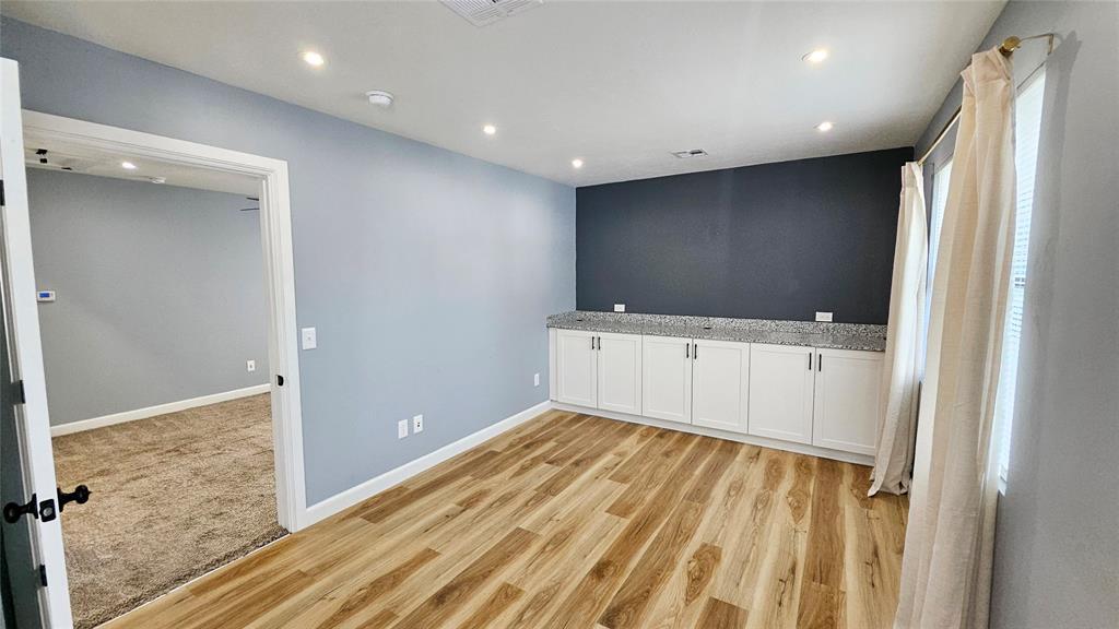 Foto principal - 3924 NW Liberty St