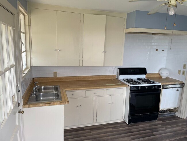 Foto del edificio - Remodeled Home Next To Ochsner LSU