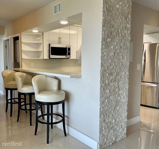 Foto del edificio - 3 br, 3 bath House - 3701 N Country Club D...