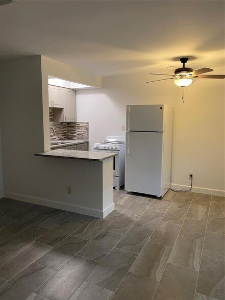 Foto del edificio - 1133 NE 16th Ave