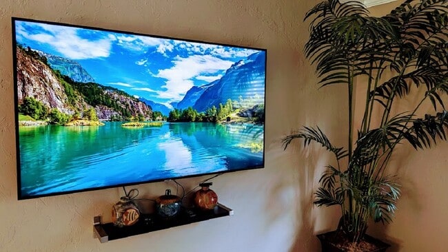 wall mounted Smart TV - 496 28th Ave N