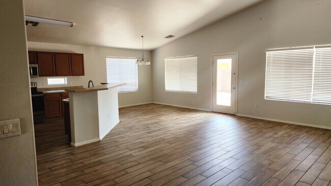 Building Photo - 11229 W Chase Dr