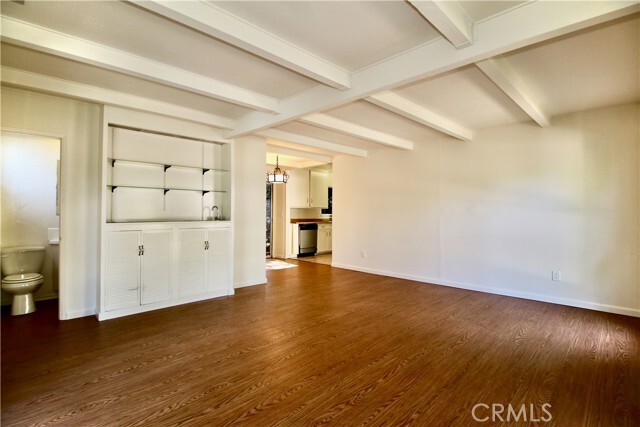 Building Photo - 21470 Providencia St