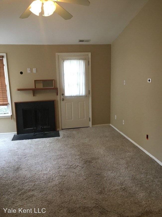 Foto del edificio - 55 Pheasant Meadow Dr