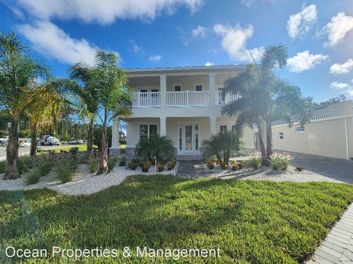 573 Palms Blvd, New Smyrna Beach, FL 32168 House Rental in