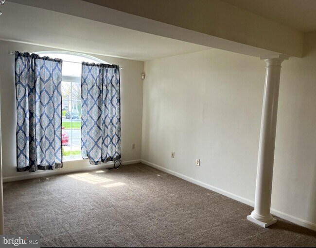 Building Photo - 17614 Slate Way