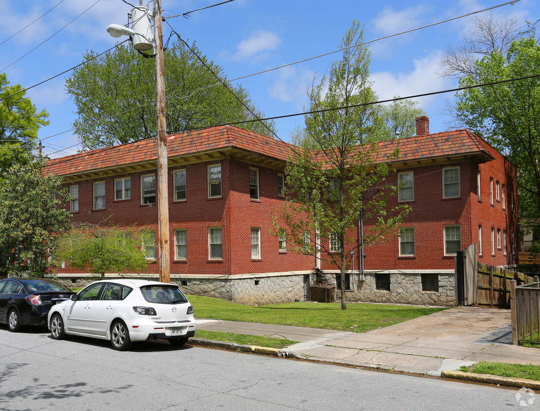 Building Photo - 499 8th St NE