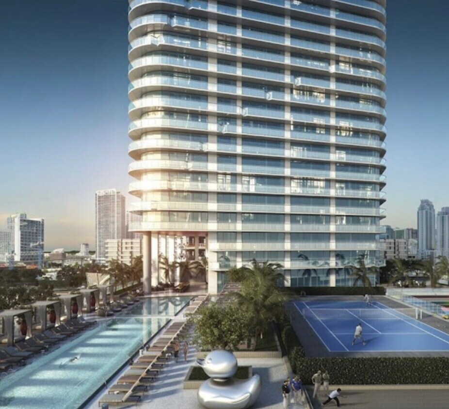 Foto principal - 801 S Miami Ave