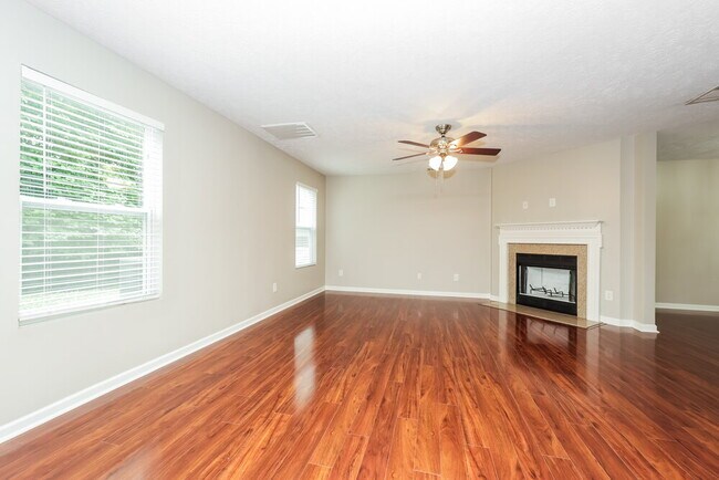 Foto del edificio - 538 Elderberry Way