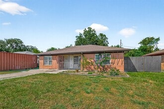 Building Photo - 423 Gammon Dr