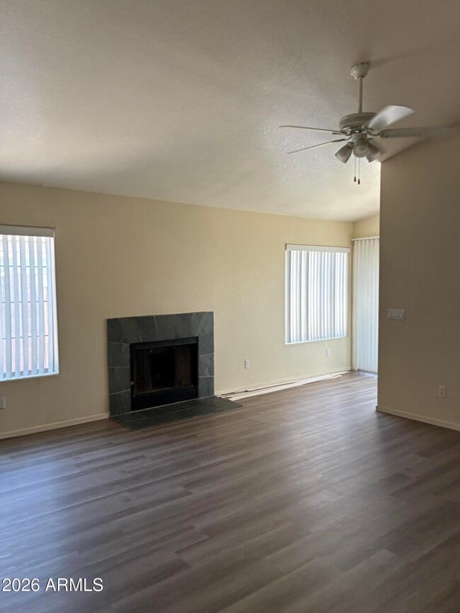 Foto del edificio - 1074 N Saguaro St