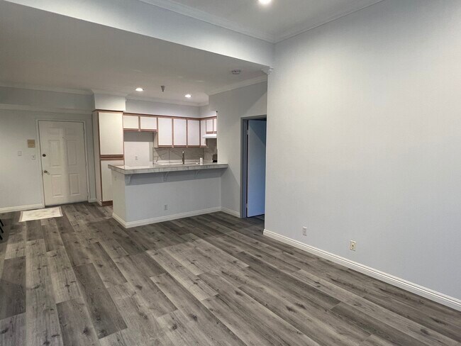 Foto del edificio - 14914 Hamlin St