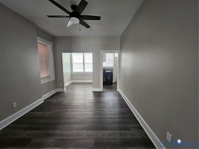 Foto del edificio - 2817 W Grace St