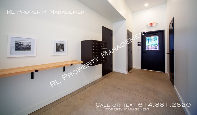 Foto del edificio - 548 W State St
