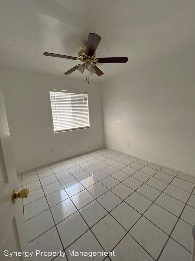 Foto del edificio - 5 br, 2 bath House - 1331 Clipper Hills Dr.