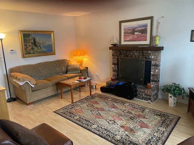 Foto del edificio - 1260 Marywood Ct