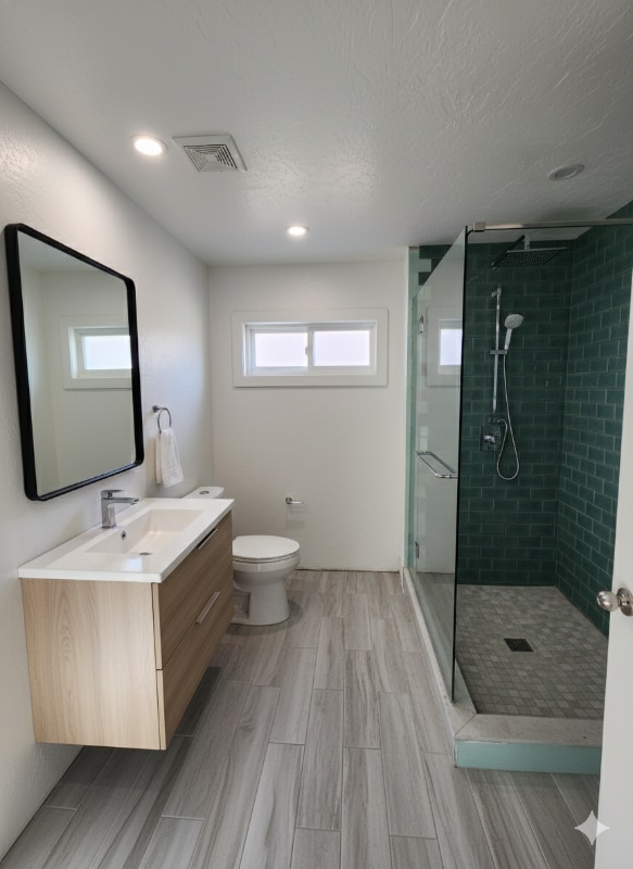 Building Photo - 105 Elk St