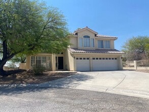 Building Photo - 6325 N Juliano Rd