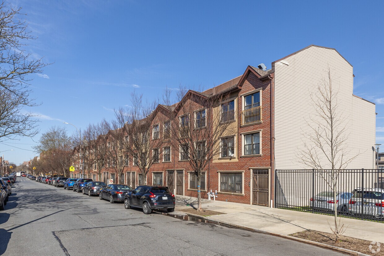 1499 Prospect Pl Brooklyn, NY 11213 - 1499 Prospect Pl