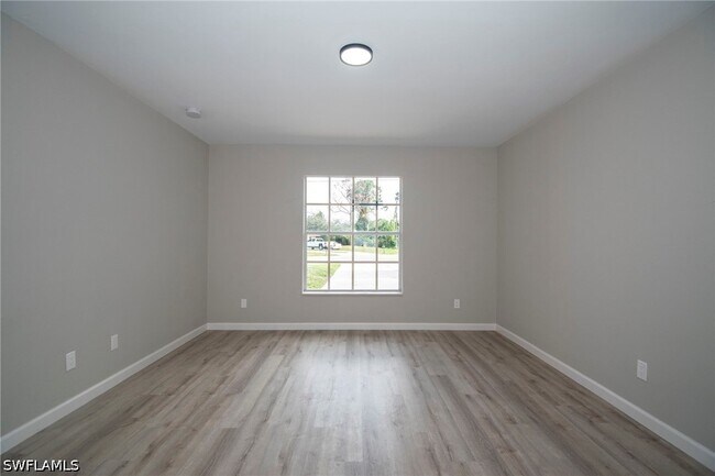 Foto del edificio - 3016 Wallace Ave S