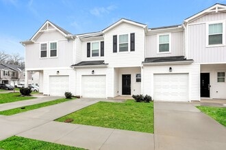 Building Photo - 131 Telford Dr