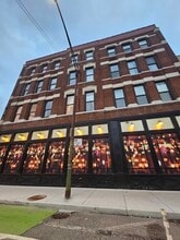 Building Photo - 729 W Grand Ave