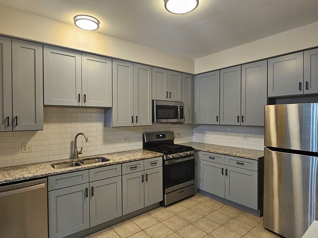 Building Photo - 2805 Vernal Ln
