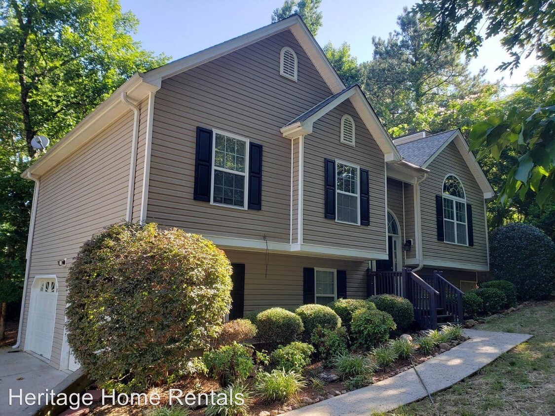 Primary Photo - 4 br, 2 bath House - 6324 Dorsett Shoals Rd
