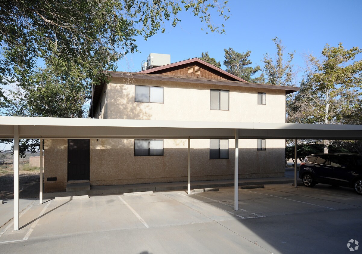 Building Photo - 3019-3101 Pat Ave