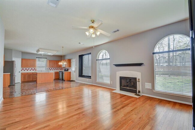 Building Photo - 25915 Drybrook Rd