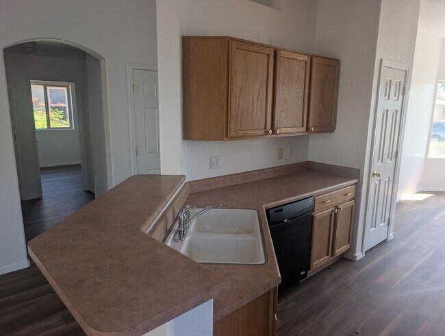 Foto del edificio - Great Northwest Tucson Area Location