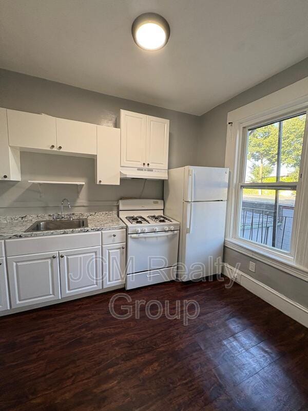 Photo - 64 Hollis Street
